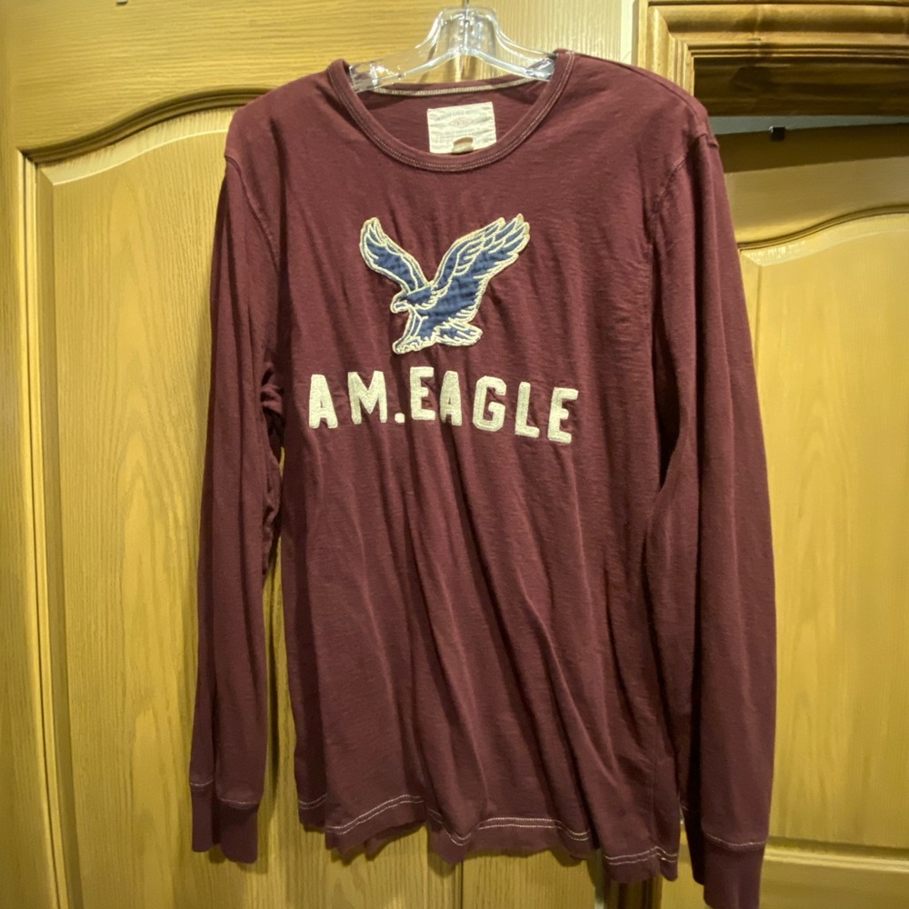 American Eagle long sleeve shirt